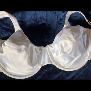 Snow White Cacique Satin BRA 40DDD full coverage